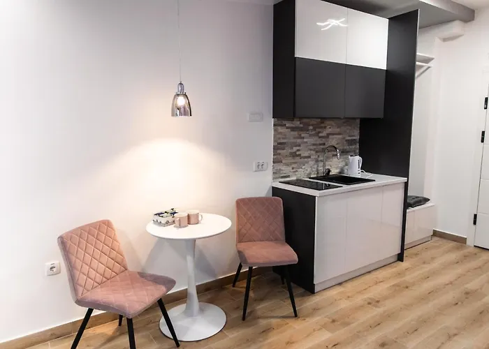 Jacuzzi “athena” شقة سوبوتيتْسا